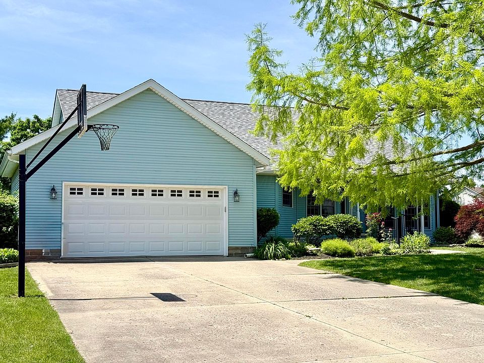 1st image of 304 Kensington Ct