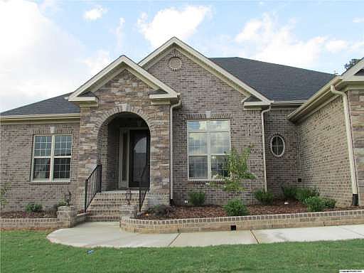 1st image of 206 Legendwood Dr NW