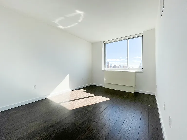310 E 2nd St #11D — Photo 10