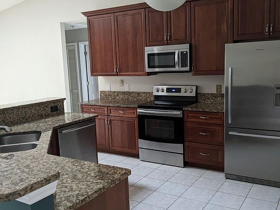 5th image of 3389 Fan Palm Blvd