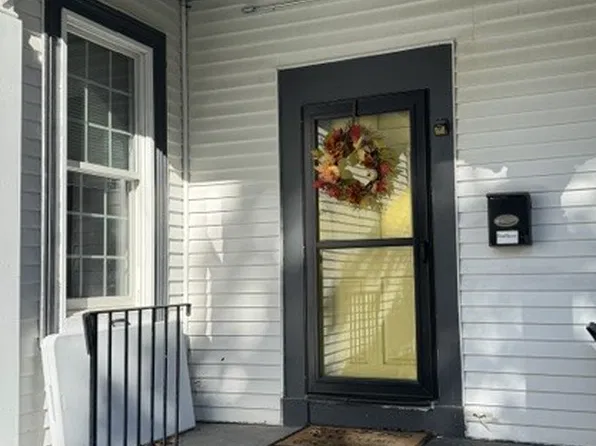 408 Union St #3, Rockland, MA 02370