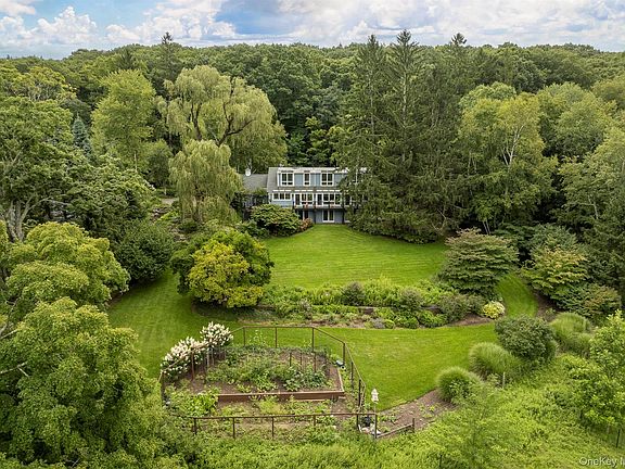 3rd image of 278 Hawley Road