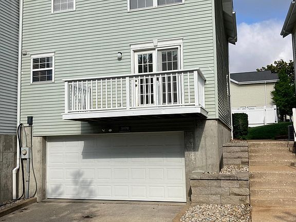 2nd image of 3170 Carrsville Ct