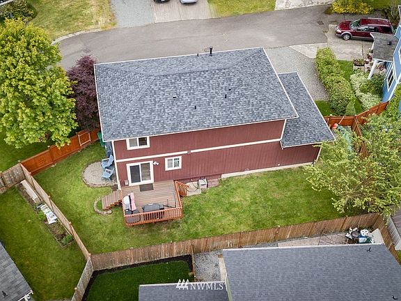 2nd image of 8528 10th Pl NE