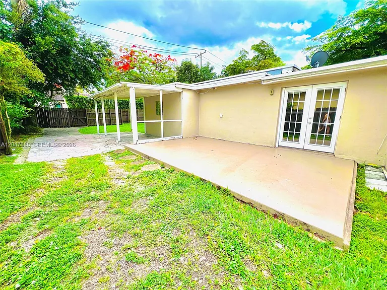 410 Pinecrest Dr — Photo 11