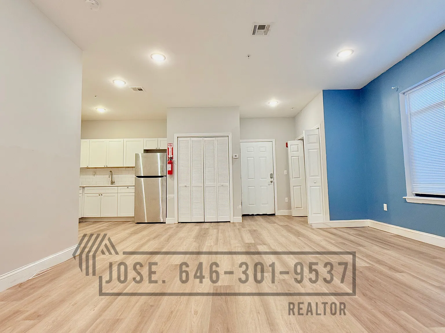 2 bed, $2,090 — Photo 4