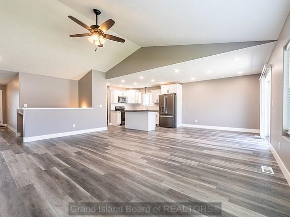 5th image of 1416 Sagewood Ave