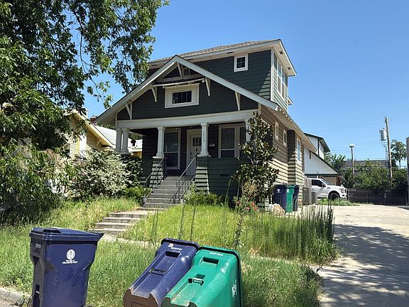 2nd image of 1715 NW 11th St