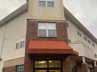 431 Water St #305, Prairie Du Sac, WI 53578