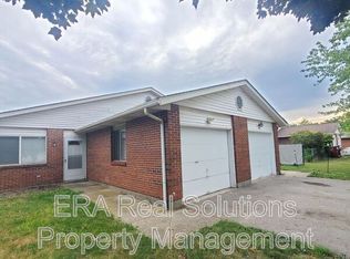 2722 Charles Dr, Grove City, OH 43123