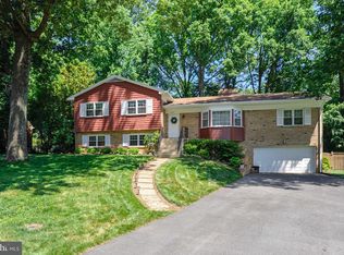 8602 Otis Ct, Vienna, VA 22180