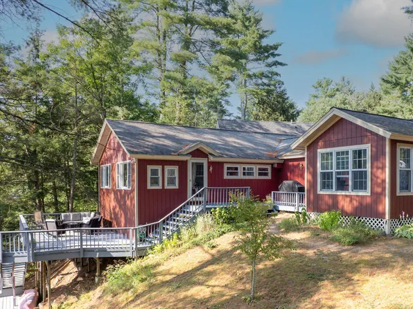 353 Stonehenge Lane, Poultney, VT 05764