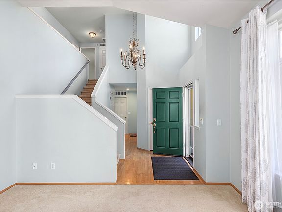 3rd image of 5010 Highland Drive SE