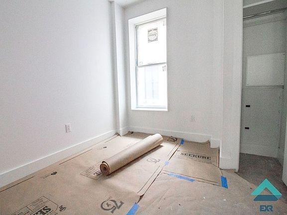 2nd image of 473 Park Pl #8AOISH
