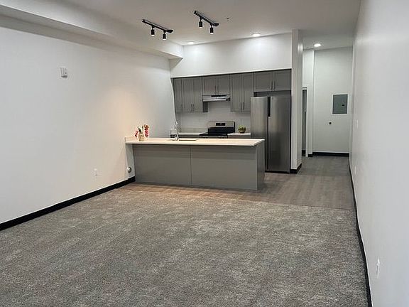 4th image of 1951 E Sternberg Rd #208