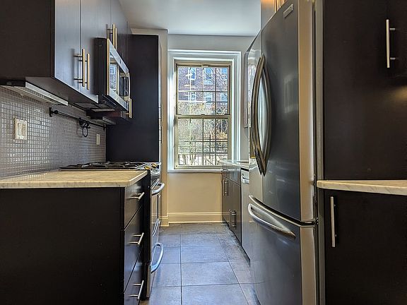 4th image of 83-09 Talbot St #1K
