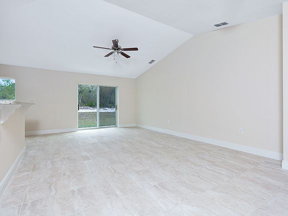 2nd image of 252 Hibiscus Ln