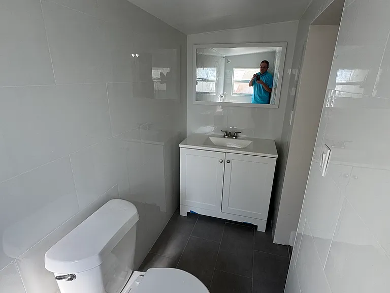 3631 NW 4th St #3 — Photo 9