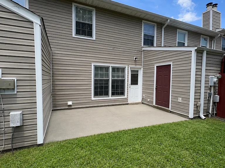 116 Palace Cir — Photo 12