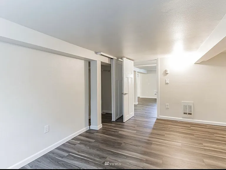 418 E Gowe St #2 — Photo 3