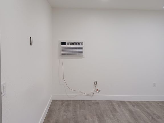 4th image of 810 Maryland Ave