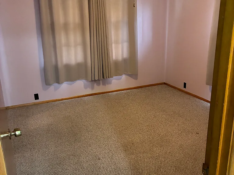 2138 Adams St — Photo 8