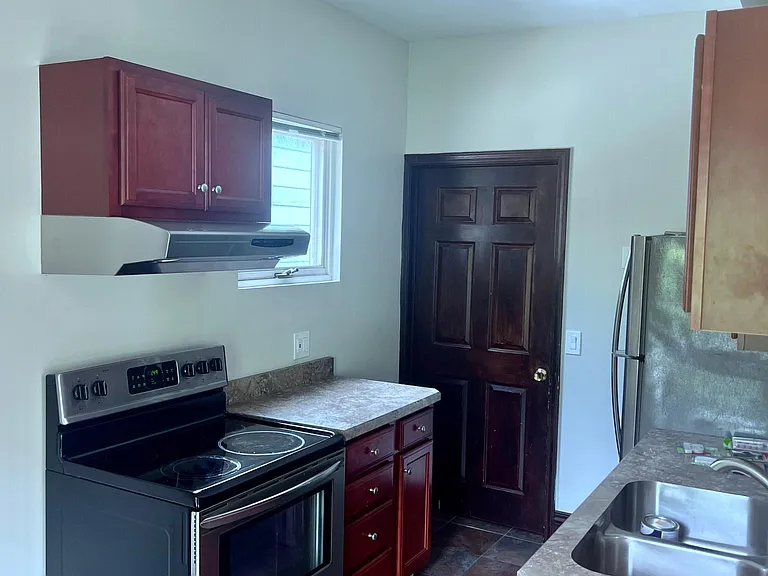 44 Beacon St — Photo 11