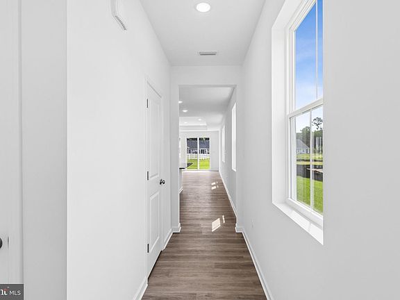 3rd image of 20526 Spyglass Cir