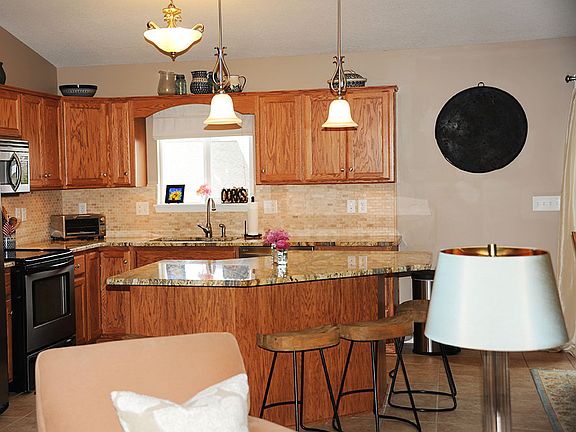 4th image of 528 Haventon Ct