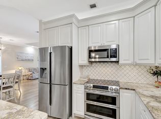 218 Woodsmuir Ct, Palm Beach Gardens, FL 33418
