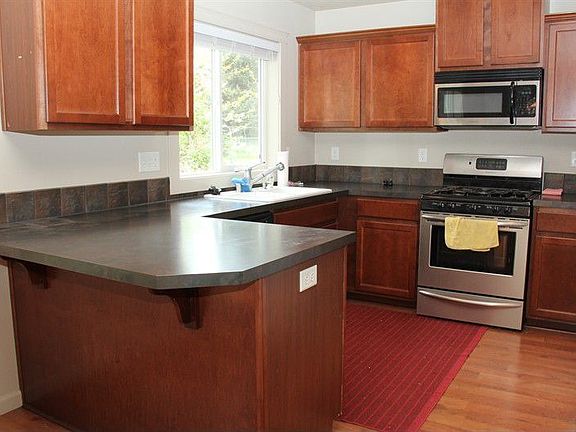 5th image of 5212 NE 28th Ct