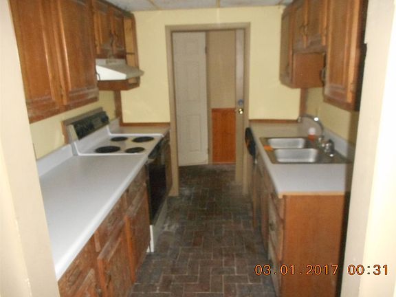 2nd image of 14020 W Hilltop Cir