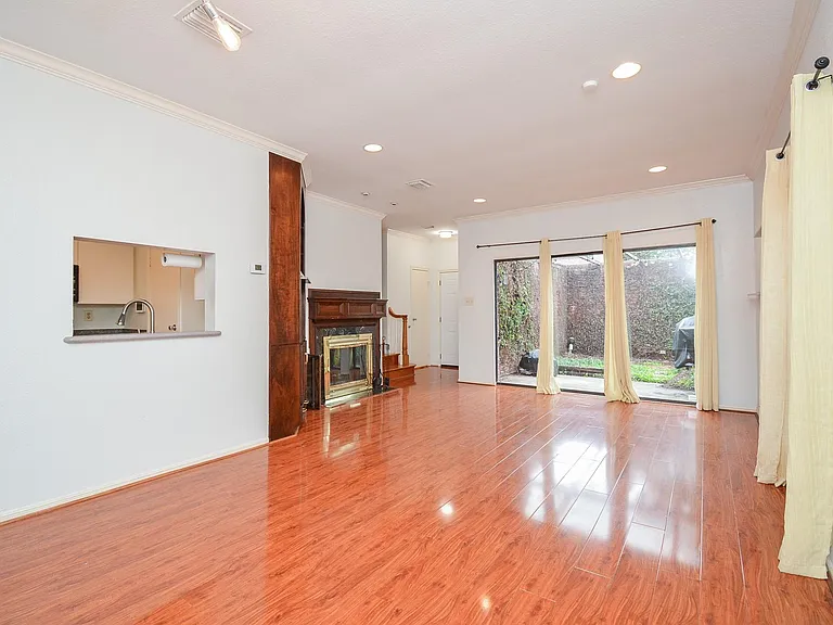 7447 Cambridge St #115 — Photo 10