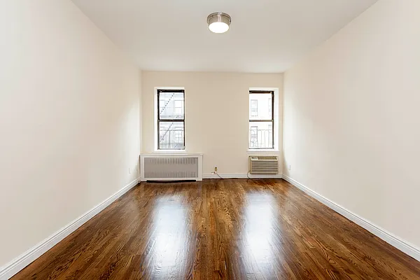 Rented by Mirador Real Estate | media 6