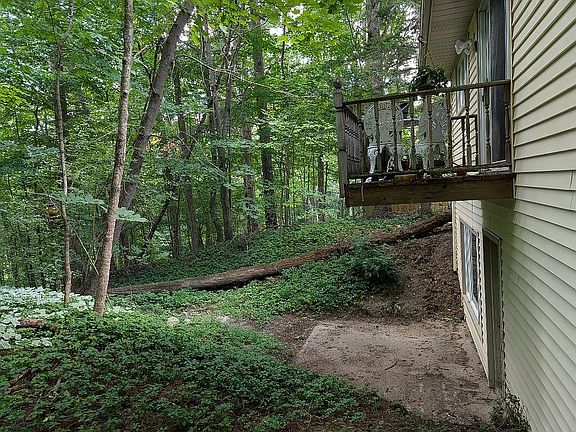 3rd image of 5665 Logging Ln