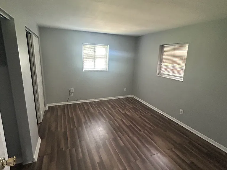 708 Oxford Ave #D — Photo 17