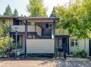 29700 SW Courtside Dr APT 34, Wilsonville, OR