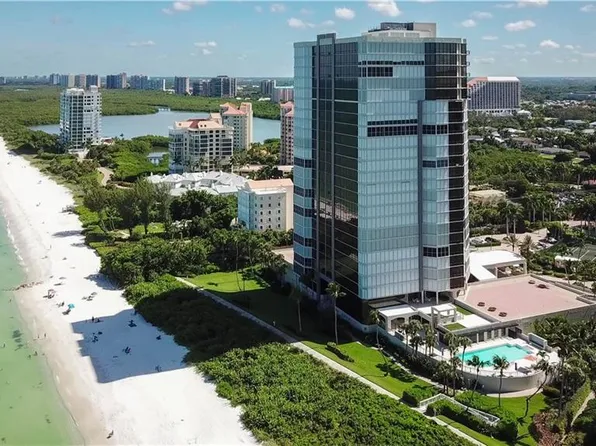 4951 Gulf Shore BLVD N #104, NAPLES, FL 34103