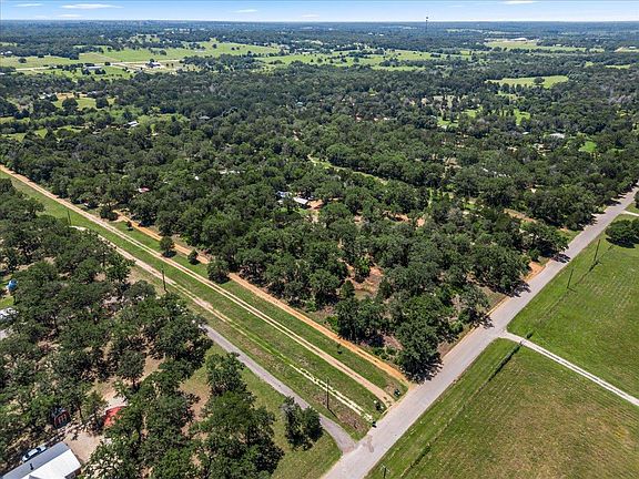 3rd image of 247 Pine Valley Loop
