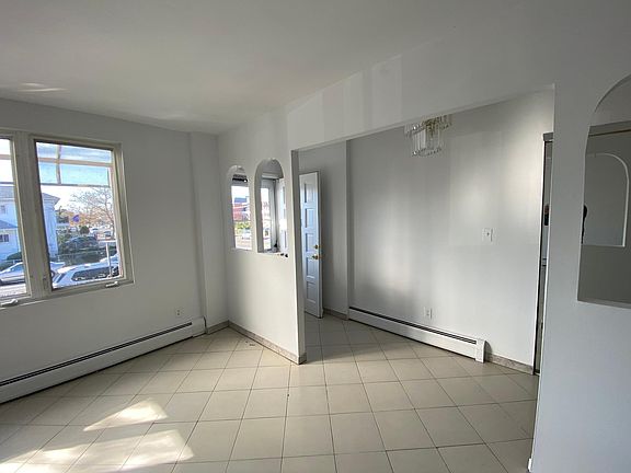 5th image of 14901 84th St Floor 2