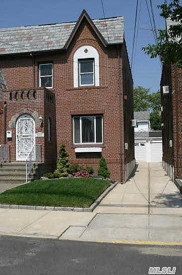 1st image of 8933 208th St