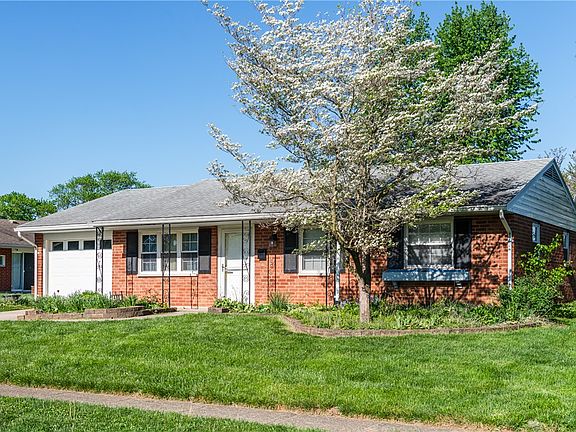 3rd image of 1480 Oshaughnesy Dr