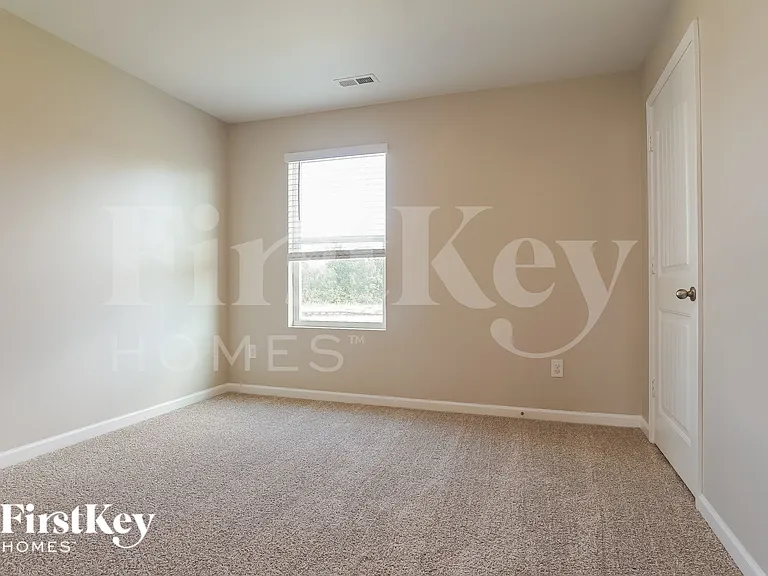 12572 Downing Dr — Photo 10