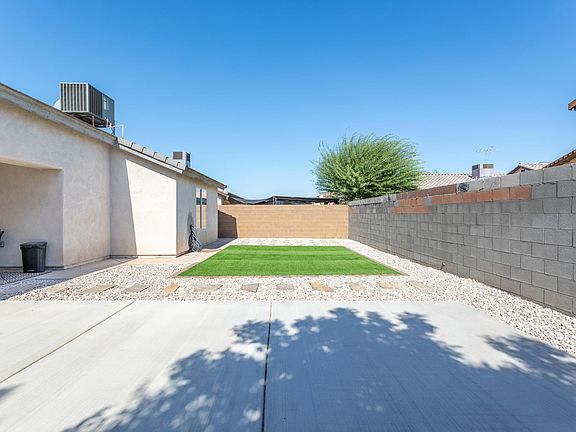 5th image of 1910 E Los Olivos Dr