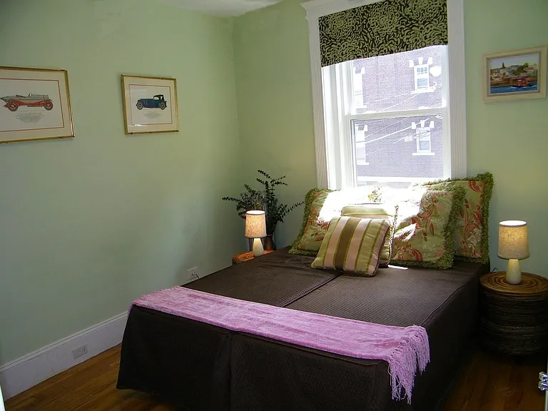 158 Kelton St — Photo 2