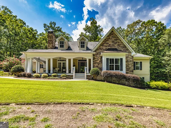 210 Mockingbird Ln, Brooks, GA 30205