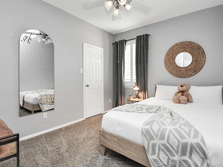 8624 Sunset Loch Dr — Photo 28