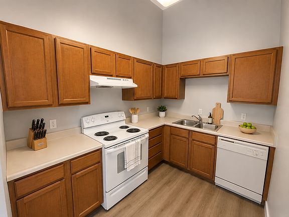 5th image of 340 Ferry St