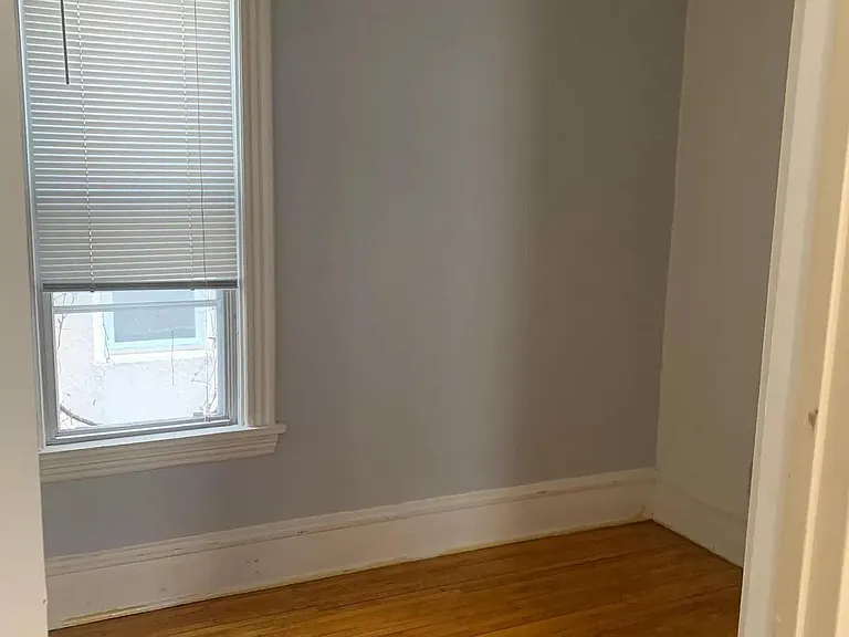1905 Feronia Ave #3 — Photo 3