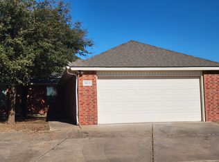 5802 96th St UNIT A, Lubbock, TX 79424